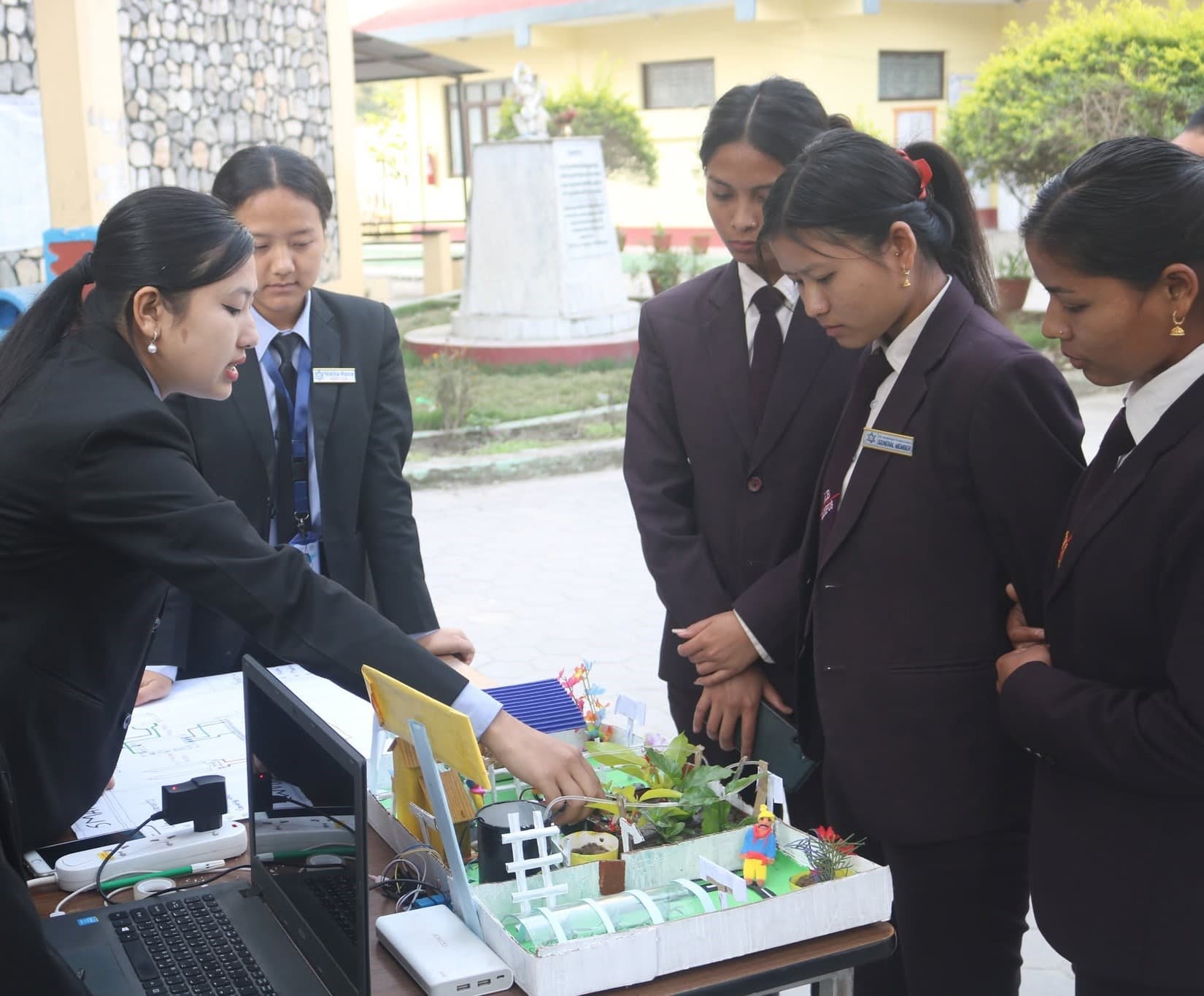A smart irrigation system explained to students from other faculties