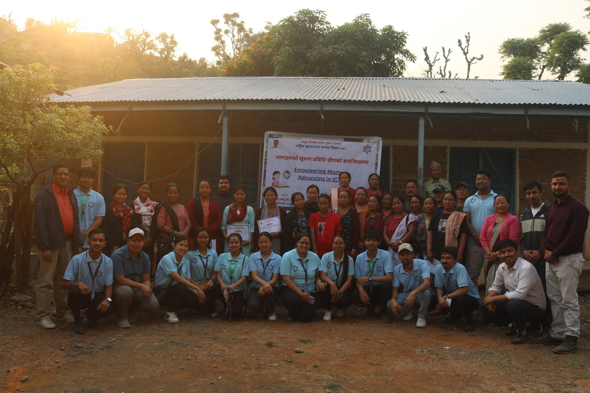 Students and villagers together at the close of the programme