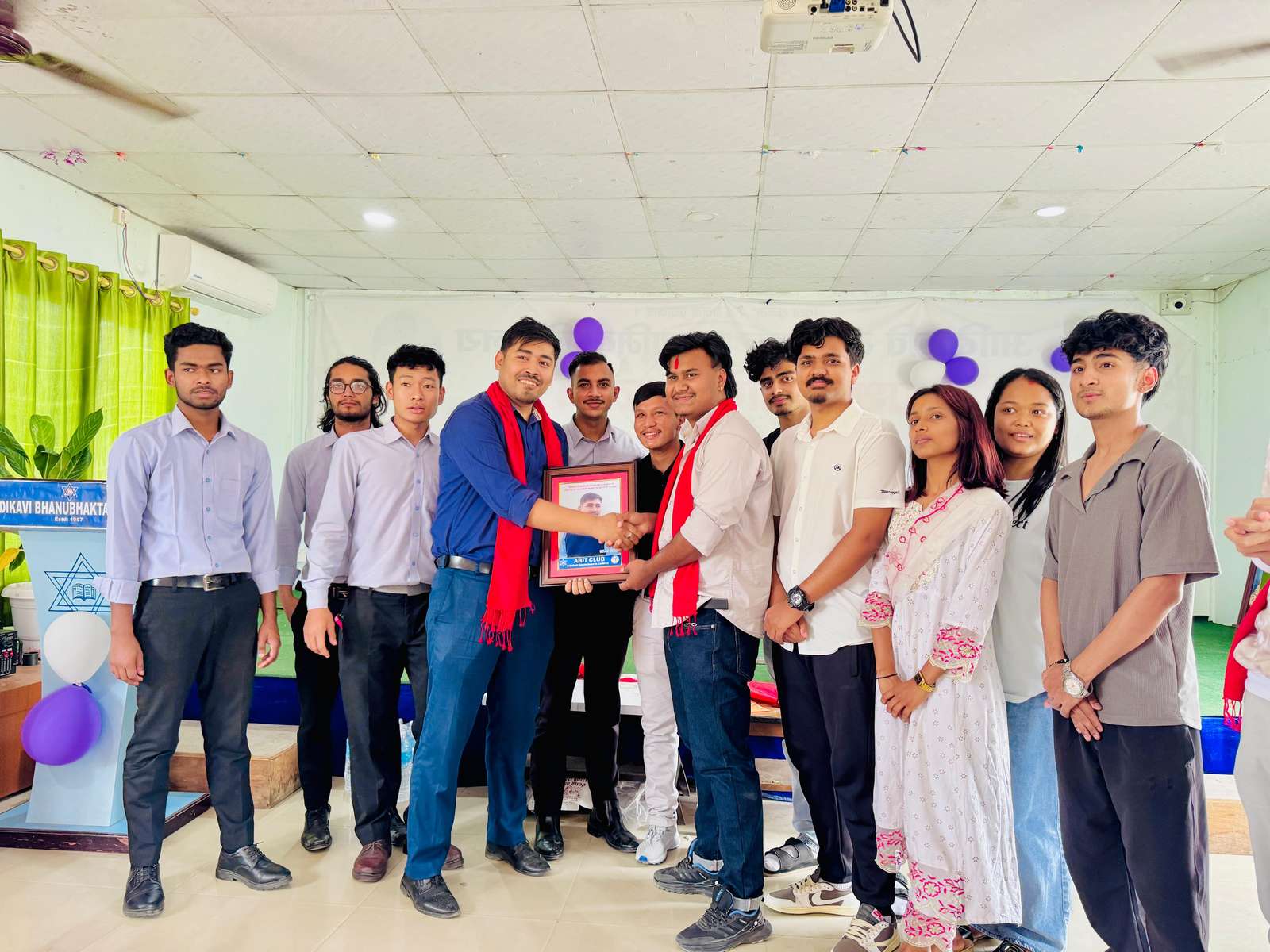 The ABIT Club committee presenting their token of appreciation